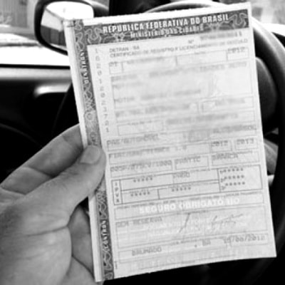 Conduzir o veículo registrado que não esteja devidamente licenciado ...